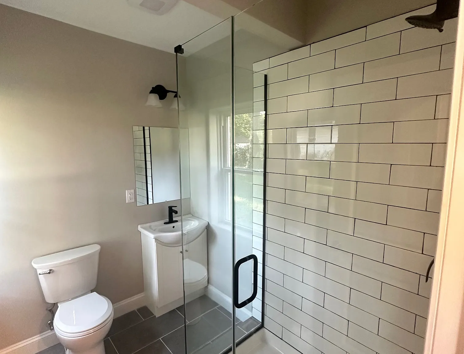 4 bed, 600 sqft, $2,100 — Photo 4