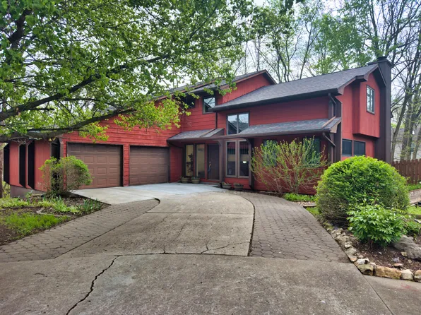 2208 Oak Cliff Dr, Columbia, MO 65203