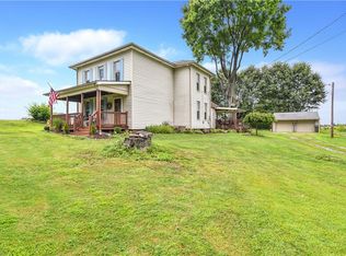 5564 Bye Rd, East Palestine, OH 44413