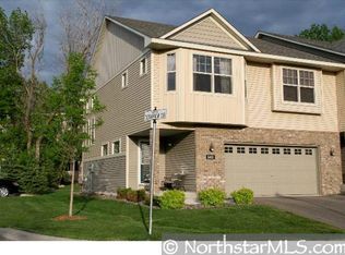 8401 Cedarview Cir, Savage, MN 55378