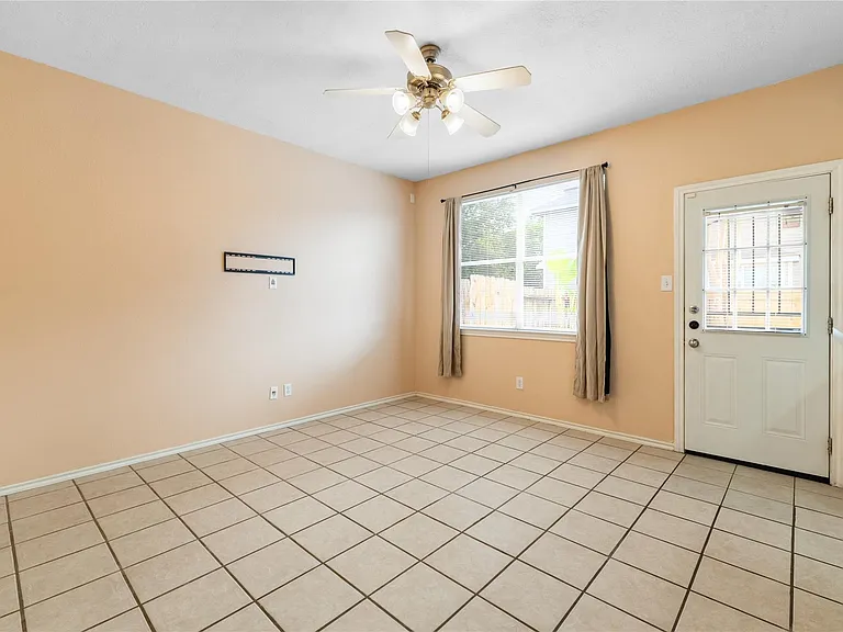 3318 Palston Bend Ln — Photo 12