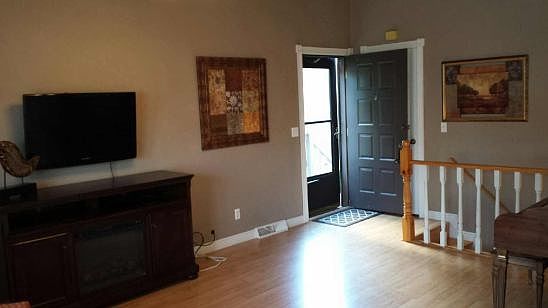 5th image of 7461 Colosseum Dr APT 6