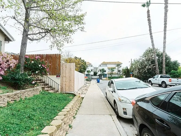 4517 College Way #J — Photo 71