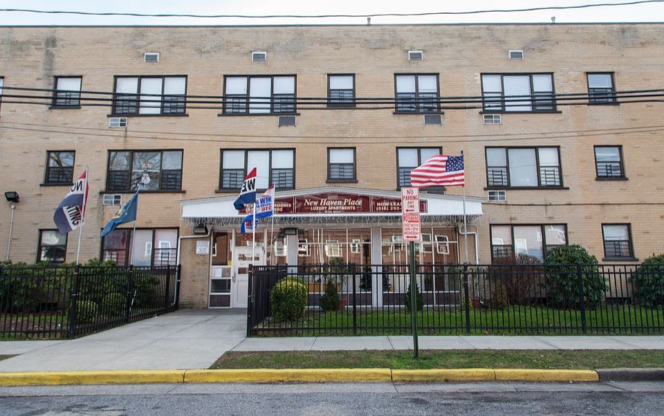 1st image of 34 Elk St APT 3B