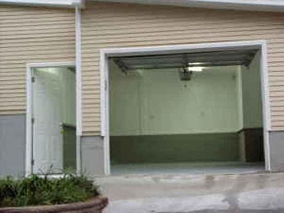2nd image of 116 Woodland Ct