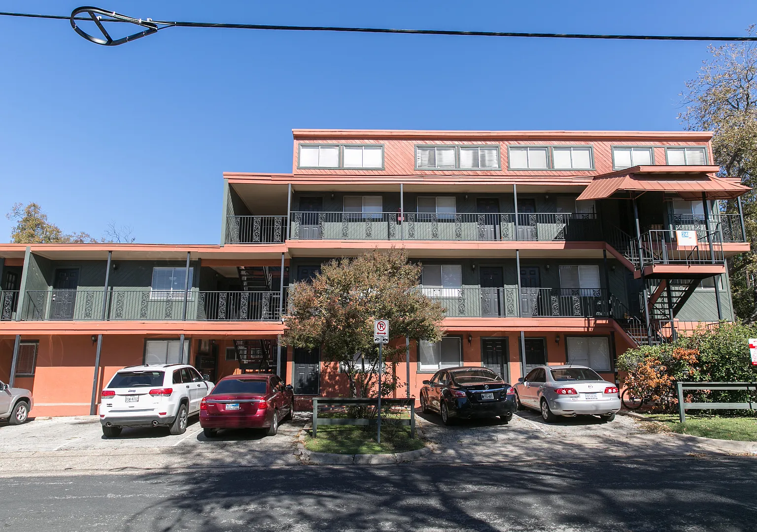 Westwood 11 — Photo 1