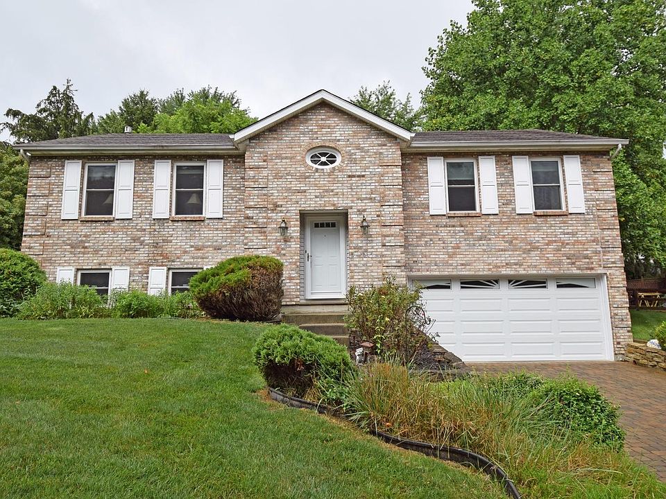 1st image of 115 E Concord Dr