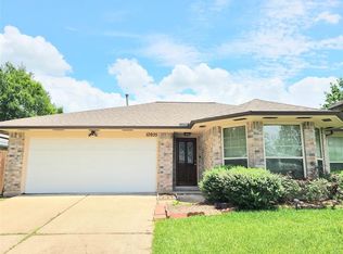 10935 Covered Bridge St, Houston, TX 77075