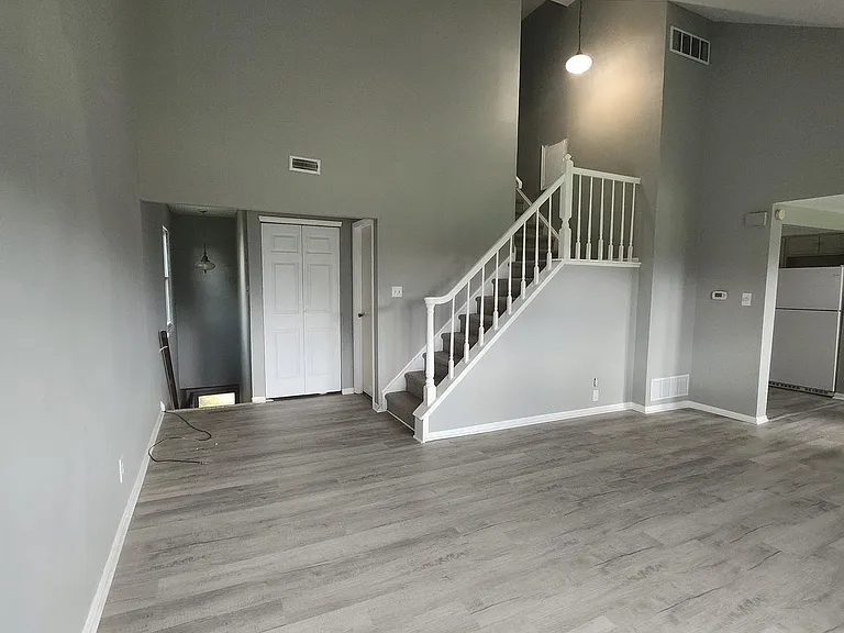 109 Chaucer Rd #B — Photo 6