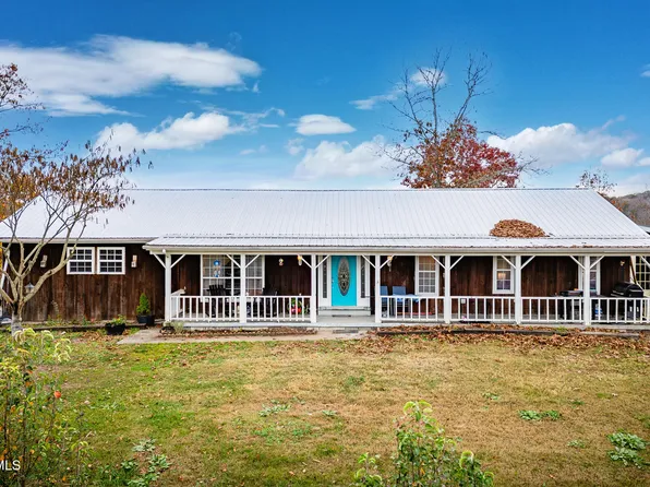 399 Hilltop Est, Sneedville, TN 37869