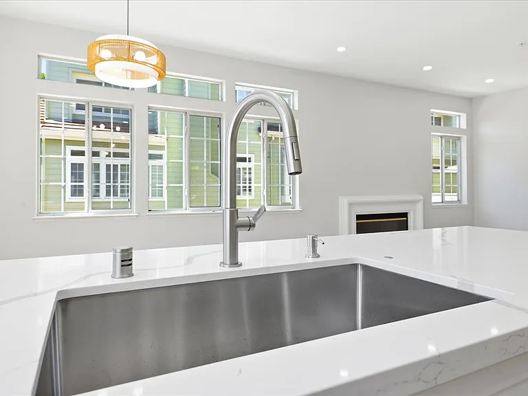 521 Porpoise Bay Ter #A — Photo 20