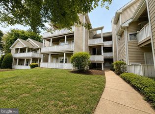 14314 Climbing Rose Way APT 102, Centreville, VA 20121