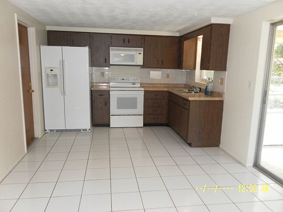 Dining & kitchen