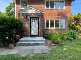 15 Highland Ct FLOOR 1, Huntington, NY 11743