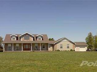 1361 E 454th Rd, Bolivar, MO 65613