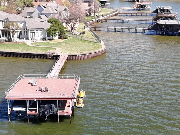 238 Saint Andrews Dr E, Mabank, TX 75156