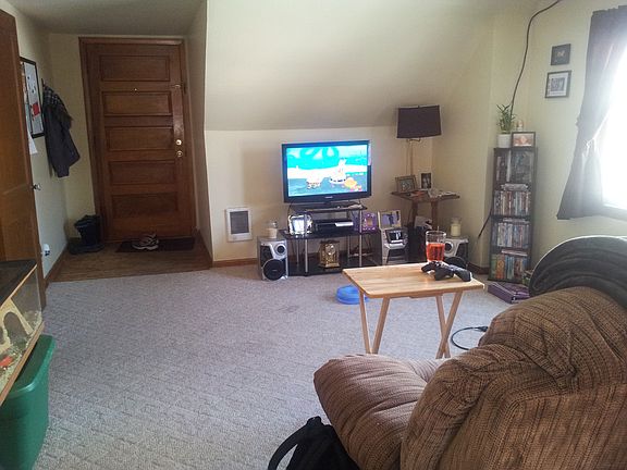 Living Room (Angle 1)