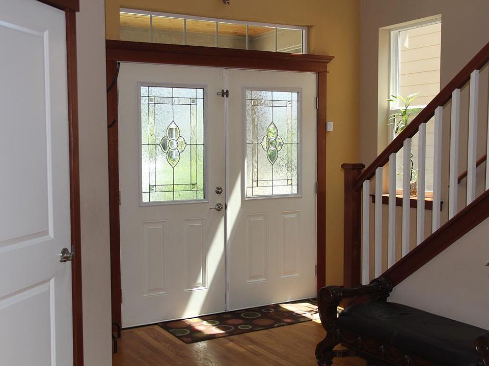Entry/Foyer