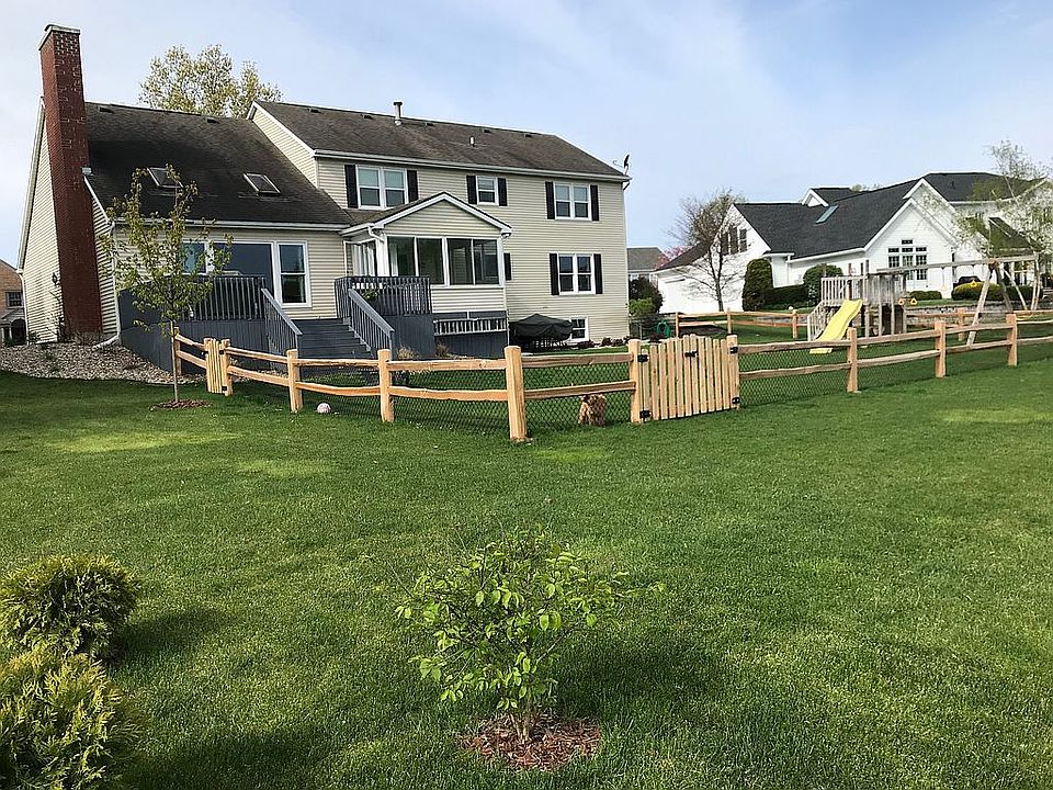 2nd image of 15217 Durham Way E
