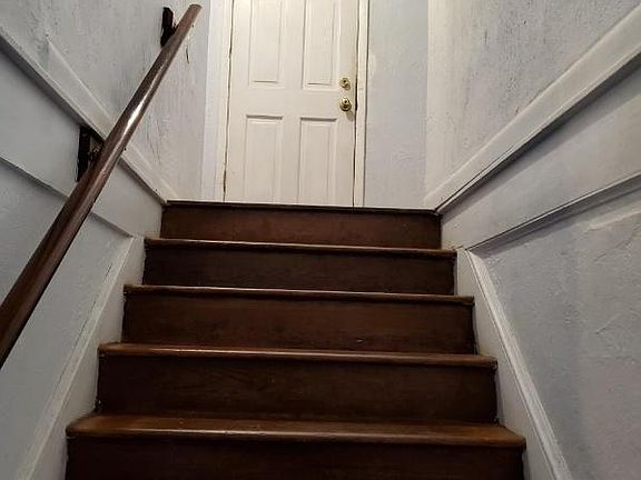 3rd image of 31 Saragossa St