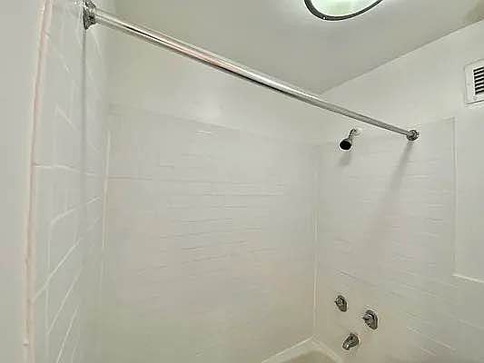 4th image of 410 Saint Nicholas Ave #11J