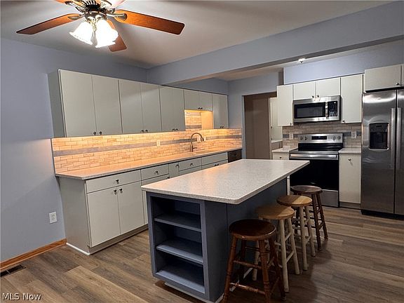 5th image of 1408 Beckett Ave