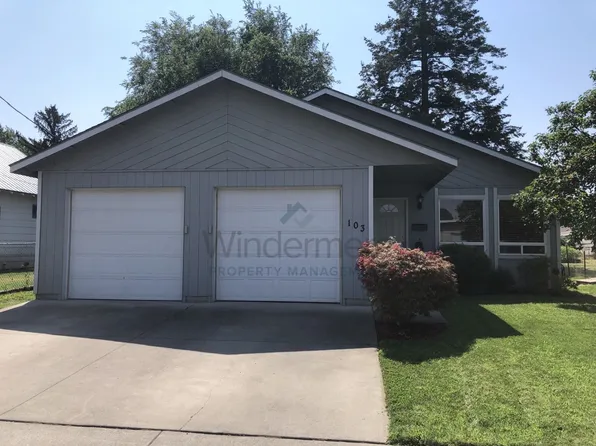 103 SW 9th St, College Place, WA 99324
