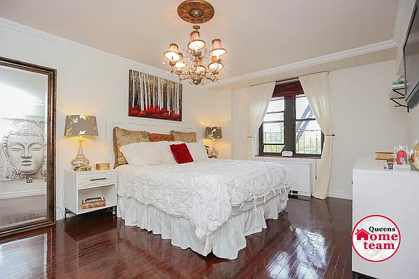 Sold by Keller Williams Realty Landmark II | media 12