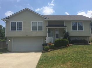 3902 NW Cherry Creek Dr, Topeka, KS 66618