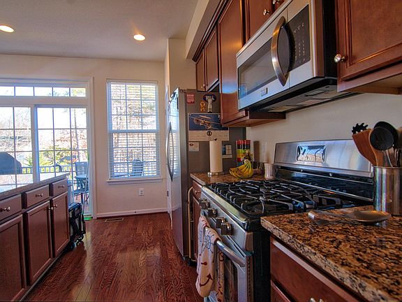 4th image of 23228 Mountain Laurel Ln
