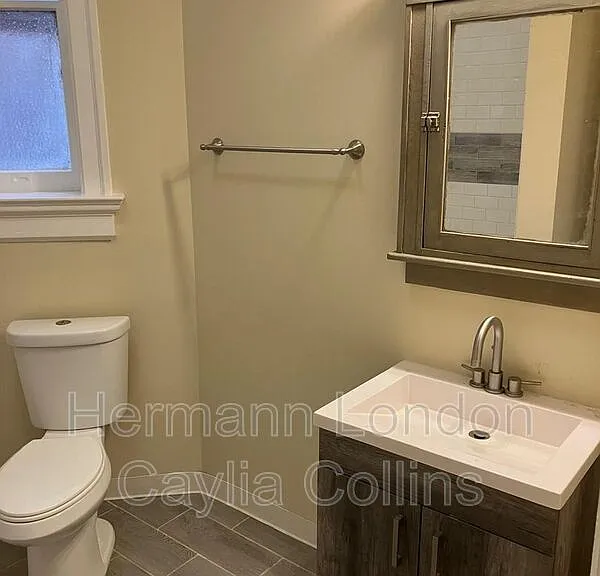 4500 S Grand Blvd #1F — Photo 10