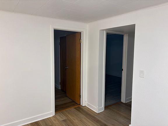 5th image of 107 Franklin St #1/2