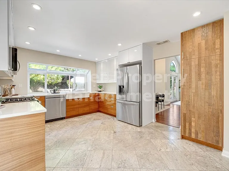 1568 Mallorca Dr — Photo 14