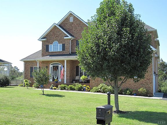 5th image of 1268 Cedar Rock Dr