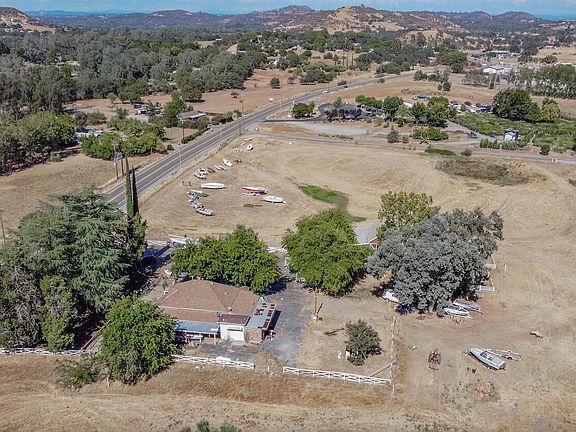 3rd image of 3805 W Highway 12