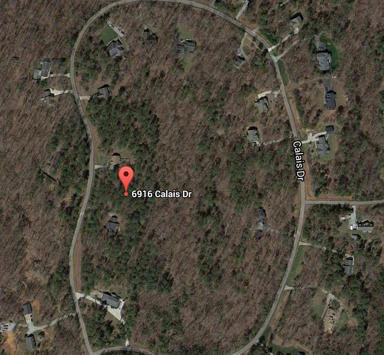2nd image of 6916 Calais Dr