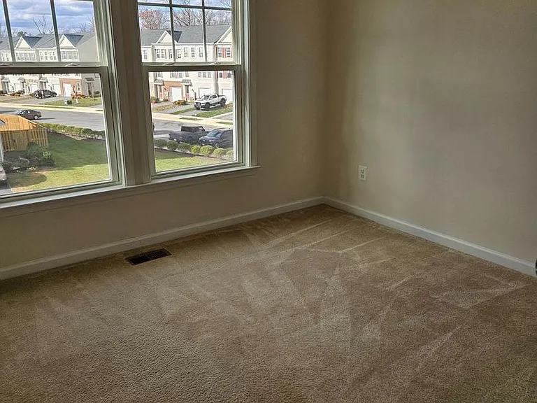 178 Solara Dr — Photo 11