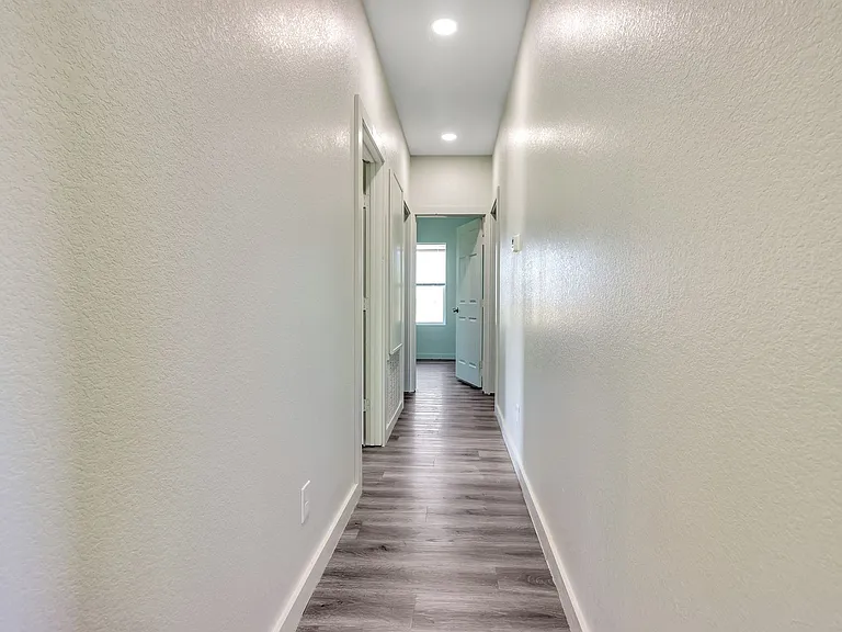1310 W FM 487 #E — Photo 5