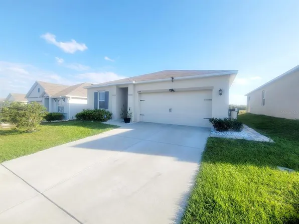 1044 Cambridge Dr, Winter Haven, FL 33881