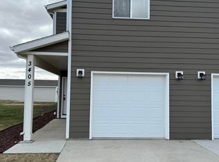3405 23rd Ave NW, Minot, ND 58703
