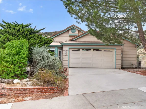 31202 Quail Valley Rd, Castaic, CA 91384