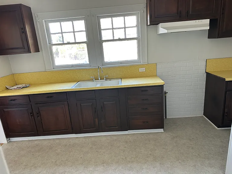 1315 W 22nd St #1315 — Photo 7