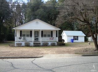 605 W King St, Elizabethtown, NC 28337