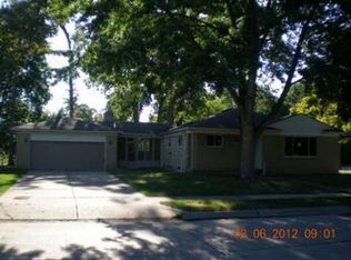 27524 Dowland St, Warren, MI 48092