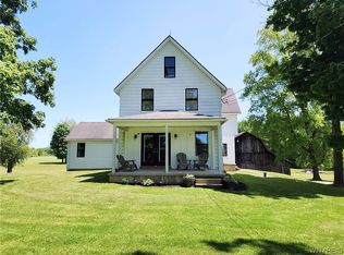 14897 S Quaker Rd, Gowanda, NY 14070