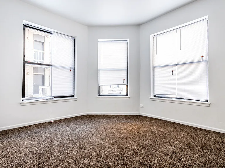 5051 S Forrestville — Photo 76