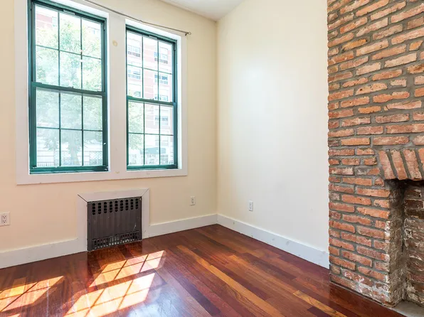 59 Wilson Avenue image 5 of 16