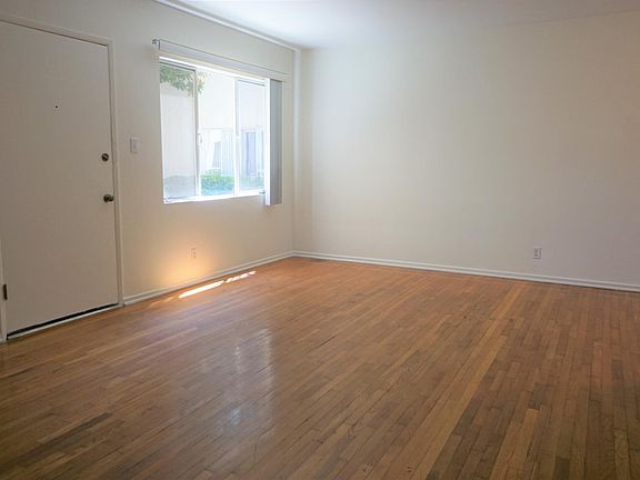 2nd image of 1302 S Saltair Ave #1-B