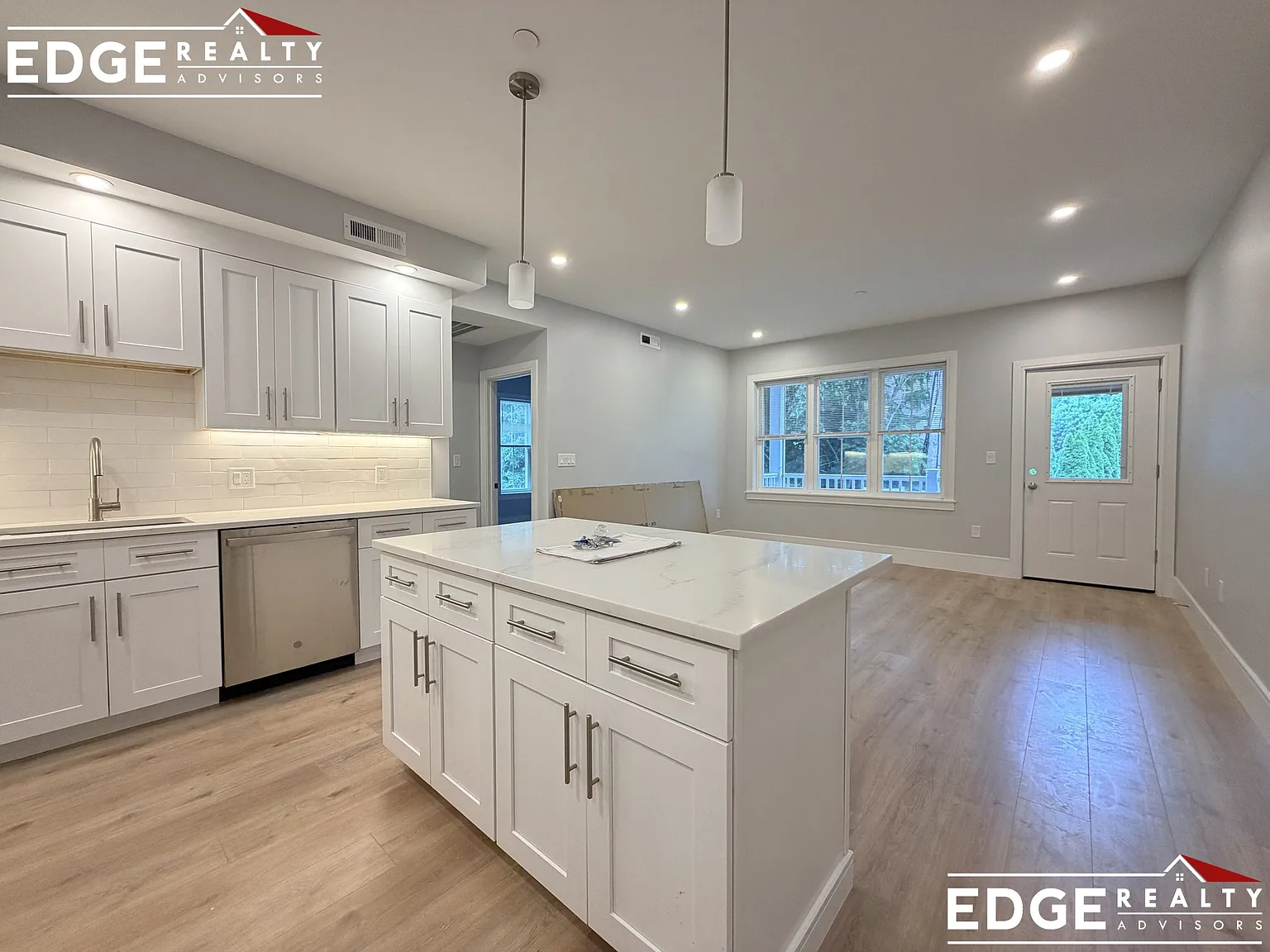 2 bed, $3,700 — Photo 3