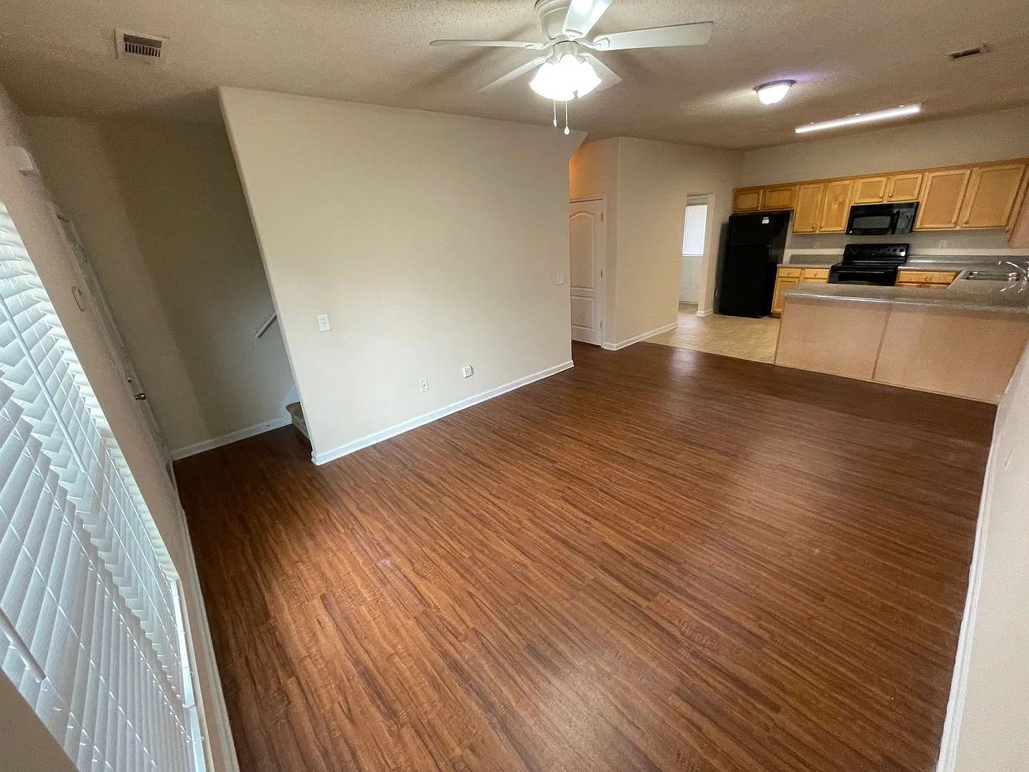 Bridgewater Home! Pre-Leasing For August 2027! — Photo 2